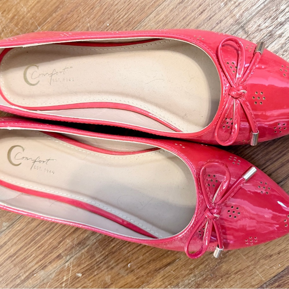 Comfort Red Patent Ballet Flats with Bow Detail - Women's